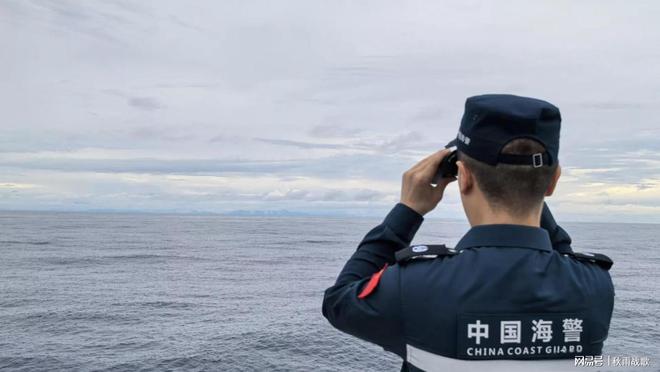 菲船在黄岩岛惊心动魄的执法经历j9国际站中国海警孤胆一人跳上(图2)